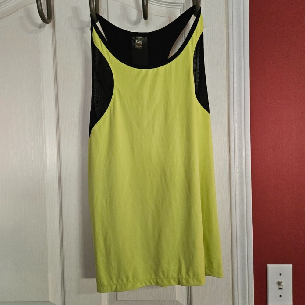 Breathable Workout Top by Hyba